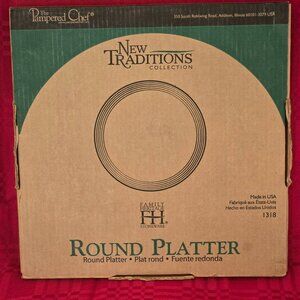 Pampered Chef New Traditions Round Serving Platter - NWOT
